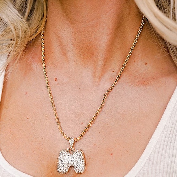 ☃️BOGO50%☃️🆕✨GOLD M✨BUBBLE LETTER INITIAL NECKLACE - Picture 6 of 16
